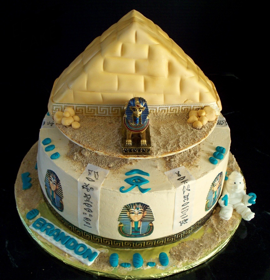 торт на свадьбе в стиле египет