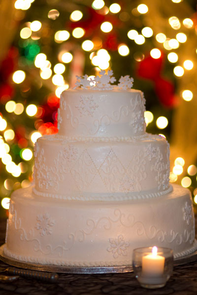 торт на свадьбу в новогоднем стиле